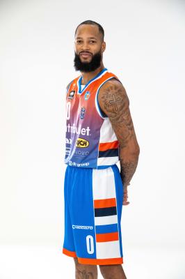 TREVISO 24092024 LBA PRECAMPIONATO NUTRIBULLET TREVISO BASKET  STAFF GIOCATORI MAGLIA GIOCO UFFICIALE