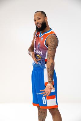 TREVISO 24092024 LBA PRECAMPIONATO NUTRIBULLET TREVISO BASKET  STAFF GIOCATORI MAGLIA GIOCO UFFICIALE