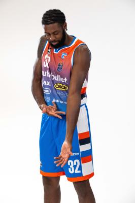 TREVISO 24092024 LBA PRECAMPIONATO NUTRIBULLET TREVISO BASKET  STAFF GIOCATORI MAGLIA GIOCO UFFICIALE