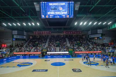TREVISO 20102024 MARKETING LBA CAMPIONATO NUTRIBULLET TREVISO BASKET LED PANORAMICA PALAVERDE