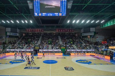 TREVISO 20102024 MARKETING LBA CAMPIONATO NUTRIBULLET TREVISO BASKET LED PANORAMICA PALAVERDE