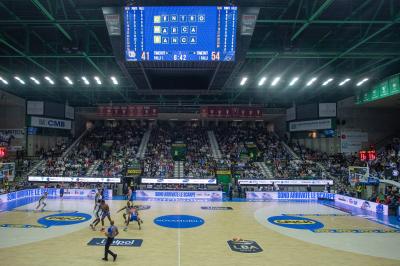 TREVISO 20102024 MARKETING LBA CAMPIONATO NUTRIBULLET TREVISO BASKET LED PANORAMICA PALAVERDE