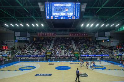 TREVISO 20102024 MARKETING LBA CAMPIONATO NUTRIBULLET TREVISO BASKET LED PANORAMICA PALAVERDE
