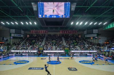TREVISO 20102024 MARKETING LBA CAMPIONATO NUTRIBULLET TREVISO BASKET LED PANORAMICA PALAVERDE