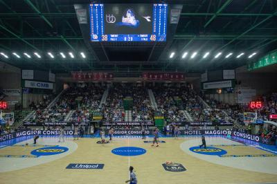 TREVISO 20102024 MARKETING LBA CAMPIONATO NUTRIBULLET TREVISO BASKET LED PANORAMICA PALAVERDE