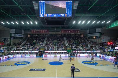 TREVISO 20102024 MARKETING LBA CAMPIONATO NUTRIBULLET TREVISO BASKET LED PANORAMICA PALAVERDE