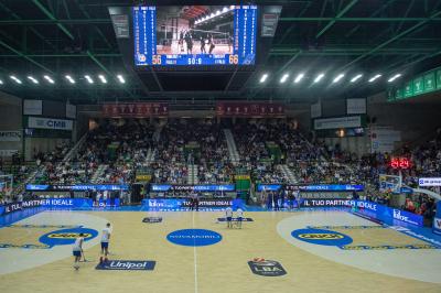 TREVISO 20102024 MARKETING LBA CAMPIONATO NUTRIBULLET TREVISO BASKET LED PANORAMICA PALAVERDE