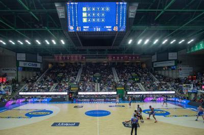 TREVISO 20102024 MARKETING LBA CAMPIONATO NUTRIBULLET TREVISO BASKET LED PANORAMICA PALAVERDE