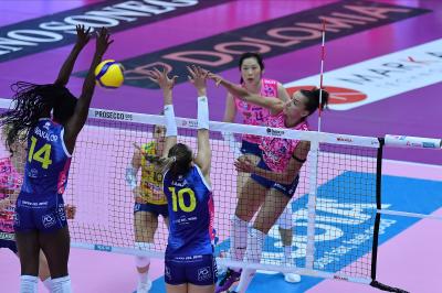 TREVISO 03112024 LEGAVOLLEY FEMMINILE CAMPIONATO 2024 - 2025 PROSECCO DOC IMOCO - SAVINO DEL BENE SCANDICCI