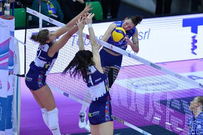 TREVISO 08122024 LEGAVOLLEY FEMMINILE CAMPIONATO 2024 - 2025 PROSECCO DOC IMOCO - IL BISONTE FIRENZE