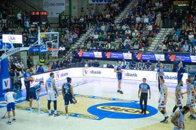 TREVISO 25012025 MARKETING LBA CAMPIONATO NUTRIBULLET TREVISO BASKET LED DETTAGLIO PALAVERDE