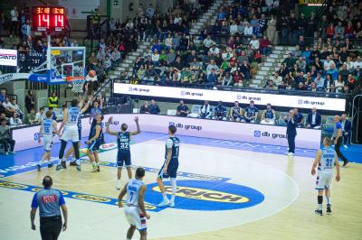 TREVISO 25012025 MARKETING LBA CAMPIONATO NUTRIBULLET TREVISO BASKET LED DETTAGLIO PALAVERDE