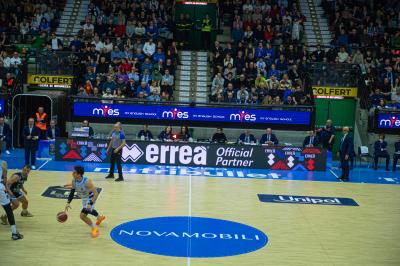 TREVISO 25012025 MARKETING LBA CAMPIONATO NUTRIBULLET TREVISO BASKET LED DETTAGLIO PALAVERDE