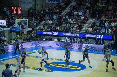 TREVISO 25012025 MARKETING LBA CAMPIONATO NUTRIBULLET TREVISO BASKET LED DETTAGLIO PALAVERDE