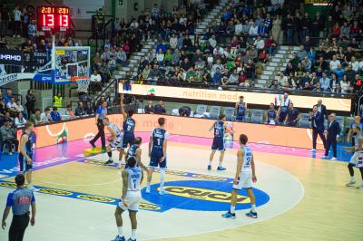 TREVISO 25012025 MARKETING LBA CAMPIONATO NUTRIBULLET TREVISO BASKET LED DETTAGLIO PALAVERDE