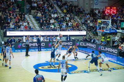 TREVISO 25012025 MARKETING LBA CAMPIONATO NUTRIBULLET TREVISO BASKET LED DETTAGLIO PALAVERDE