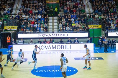 TREVISO 25012025 MARKETING LBA CAMPIONATO NUTRIBULLET TREVISO BASKET LED DETTAGLIO PALAVERDE