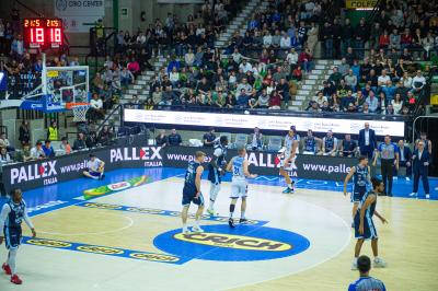 TREVISO 25012025 MARKETING LBA CAMPIONATO NUTRIBULLET TREVISO BASKET LED DETTAGLIO PALAVERDE