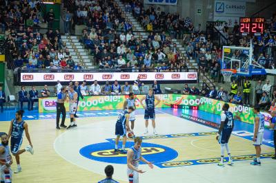 TREVISO 25012025 MARKETING LBA CAMPIONATO NUTRIBULLET TREVISO BASKET LED DETTAGLIO PALAVERDE