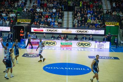 TREVISO 25012025 MARKETING LBA CAMPIONATO NUTRIBULLET TREVISO BASKET LED DETTAGLIO PALAVERDE