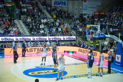 TREVISO 25012025 MARKETING LBA CAMPIONATO NUTRIBULLET TREVISO BASKET LED DETTAGLIO PALAVERDE
