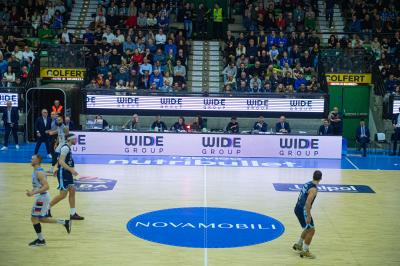 TREVISO 25012025 MARKETING LBA CAMPIONATO NUTRIBULLET TREVISO BASKET LED DETTAGLIO PALAVERDE