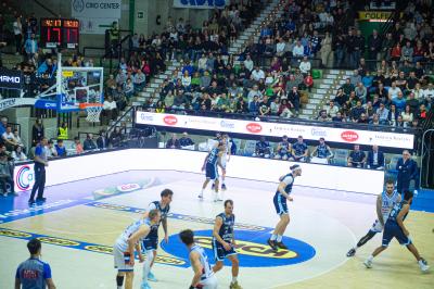 TREVISO 25012025 MARKETING LBA CAMPIONATO NUTRIBULLET TREVISO BASKET LED DETTAGLIO PALAVERDE