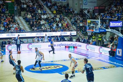 TREVISO 25012025 MARKETING LBA CAMPIONATO NUTRIBULLET TREVISO BASKET LED DETTAGLIO PALAVERDE
