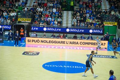 TREVISO 25012025 MARKETING LBA CAMPIONATO NUTRIBULLET TREVISO BASKET LED DETTAGLIO PALAVERDE