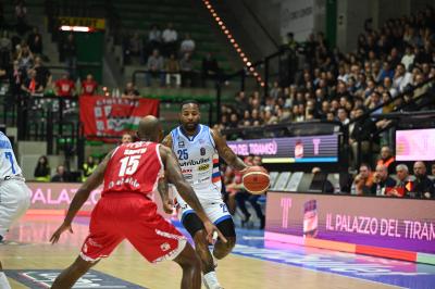 TREVISO 09022025 LBA NUTRIBULLET TREVISO BASKET - UNAHOTELS REGGIO EMILIA