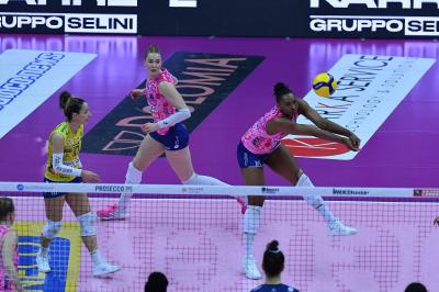 TREVISO 12022025 LEGAVOLLEY FEMMINILE PROSECCO DOC IMOCO - MUNIA VERO VOLLEY MILANO