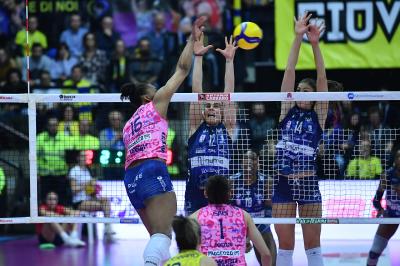 TREVISO 12022025 LEGAVOLLEY FEMMINILE PROSECCO DOC IMOCO - MUNIA VERO VOLLEY MILANO