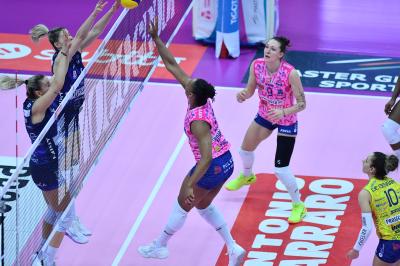 TREVISO 12022025 LEGAVOLLEY FEMMINILE PROSECCO DOC IMOCO - MUNIA VERO VOLLEY MILANO