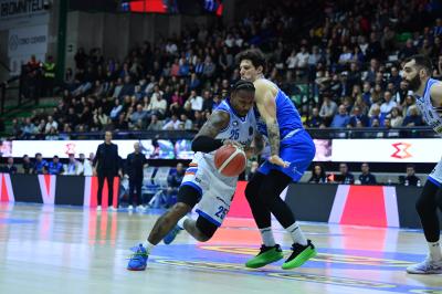 TREVISO 16 03 2025 LBA CAMPIONATO 2024-2025 NUTRIBULLET TREVISO BASKET DINAMO SASSARI
