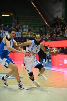 TREVISO 16 03 2025 LBA CAMPIONATO 2024-2025 NUTRIBULLET TREVISO BASKET DINAMO SASSARI