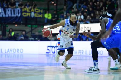 TREVISO 16 03 2025 LBA CAMPIONATO 2024-2025 NUTRIBULLET TREVISO BASKET DINAMO SASSARI