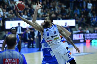 TREVISO 16 03 2025 LBA CAMPIONATO 2024-2025 NUTRIBULLET TREVISO BASKET DINAMO SASSARI