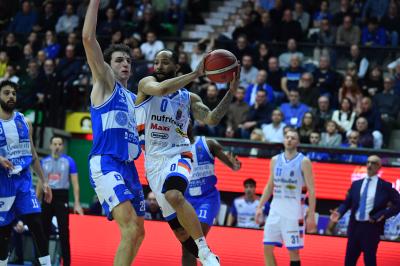TREVISO 16 03 2025 LBA CAMPIONATO 2024-2025 NUTRIBULLET TREVISO BASKET DINAMO SASSARI