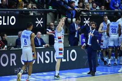 TREVISO 16 03 2025 LBA CAMPIONATO 2024-2025 NUTRIBULLET TREVISO BASKET DINAMO SASSARI