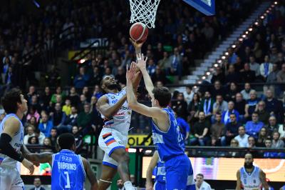 TREVISO 16 03 2025 LBA CAMPIONATO 2024-2025 NUTRIBULLET TREVISO BASKET DINAMO SASSARI