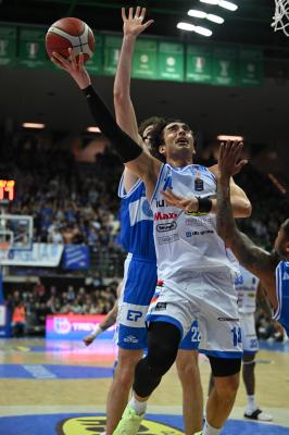TREVISO 16 03 2025 LBA CAMPIONATO 2024-2025 NUTRIBULLET TREVISO BASKET DINAMO SASSARI