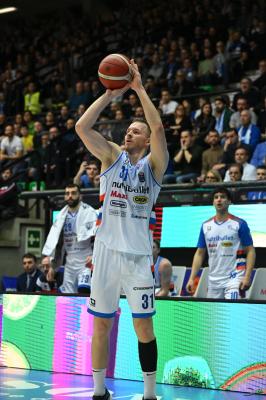 TREVISO 16 03 2025 LBA CAMPIONATO 2024-2025 NUTRIBULLET TREVISO BASKET DINAMO SASSARI