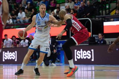 TREVISO 23 03 2025 LBA CAMPIONATO 2024-2025 NUTRIBULLET TREVISO BASKET - OPENJOBMETIS VARESE