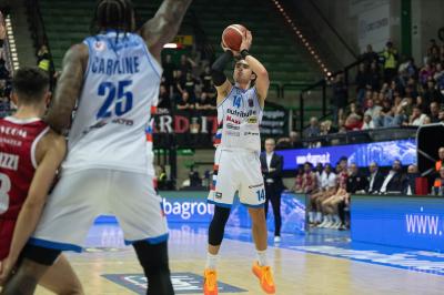 TREVISO 23 03 2025 LBA CAMPIONATO 2024-2025 NUTRIBULLET TREVISO BASKET - OPENJOBMETIS VARESE