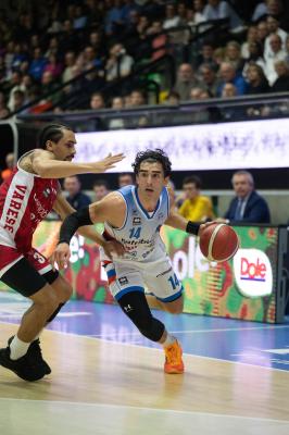 TREVISO 23 03 2025 LBA CAMPIONATO 2024-2025 NUTRIBULLET TREVISO BASKET - OPENJOBMETIS VARESE