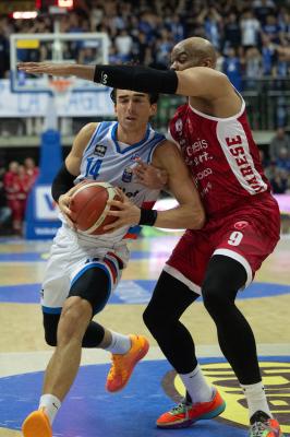TREVISO 23 03 2025 LBA CAMPIONATO 2024-2025 NUTRIBULLET TREVISO BASKET - OPENJOBMETIS VARESE