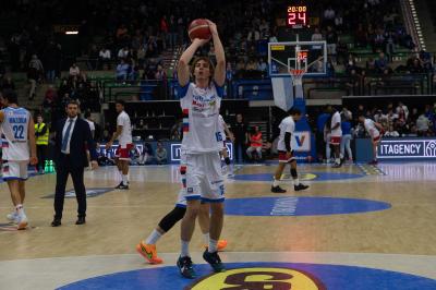 TREVISO 23 03 2025 LBA CAMPIONATO 2024-2025 NUTRIBULLET TREVISO BASKET - OPENJOBMETIS VARESE