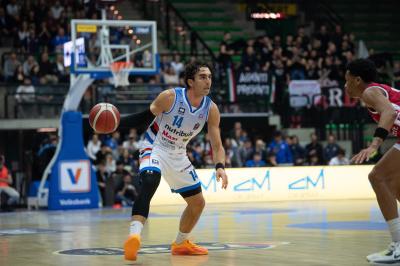 TREVISO 23 03 2025 LBA CAMPIONATO 2024-2025 NUTRIBULLET TREVISO BASKET - OPENJOBMETIS VARESE