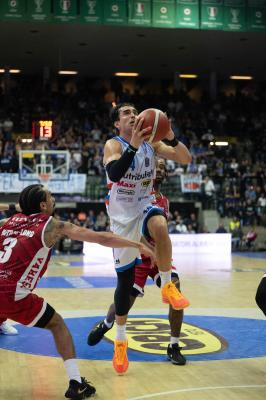 TREVISO 23 03 2025 LBA CAMPIONATO 2024-2025 NUTRIBULLET TREVISO BASKET - OPENJOBMETIS VARESE