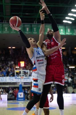 TREVISO 23 03 2025 LBA CAMPIONATO 2024-2025 NUTRIBULLET TREVISO BASKET - OPENJOBMETIS VARESE